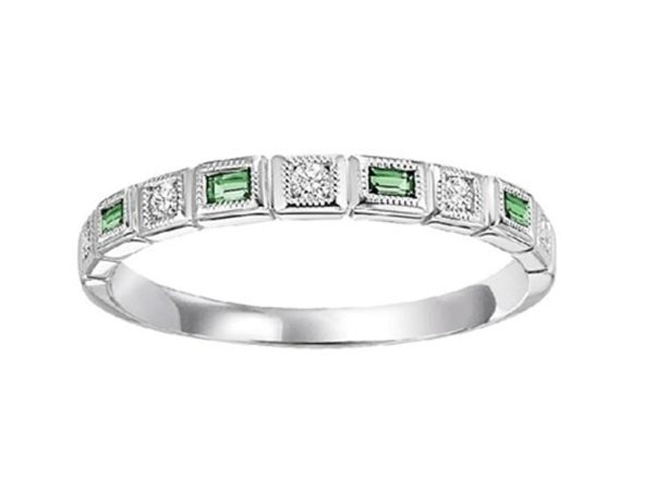 10K White Gold Emeralds & Diamonds Gemstone Ring Discount