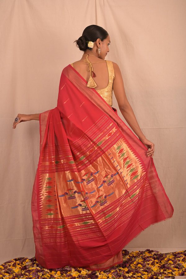 Handwoven Red & Gold Paithani Saree With Classic Pallu Hot on Sale